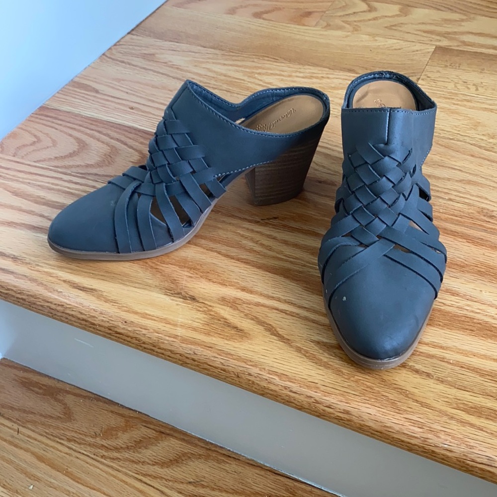 Slide on heels size 6 never worn